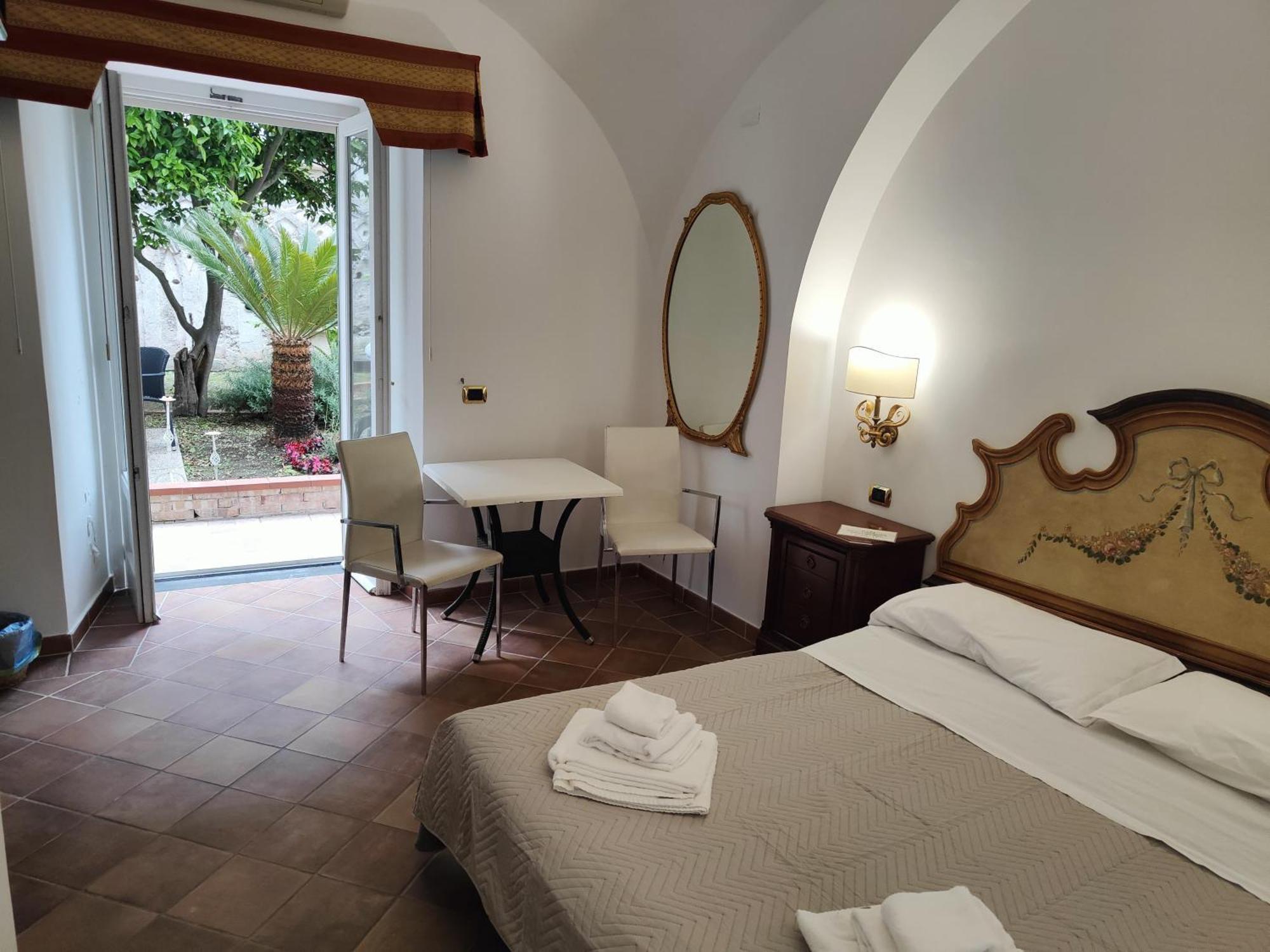 Androsa Apartments Amalfi Buitenkant foto
