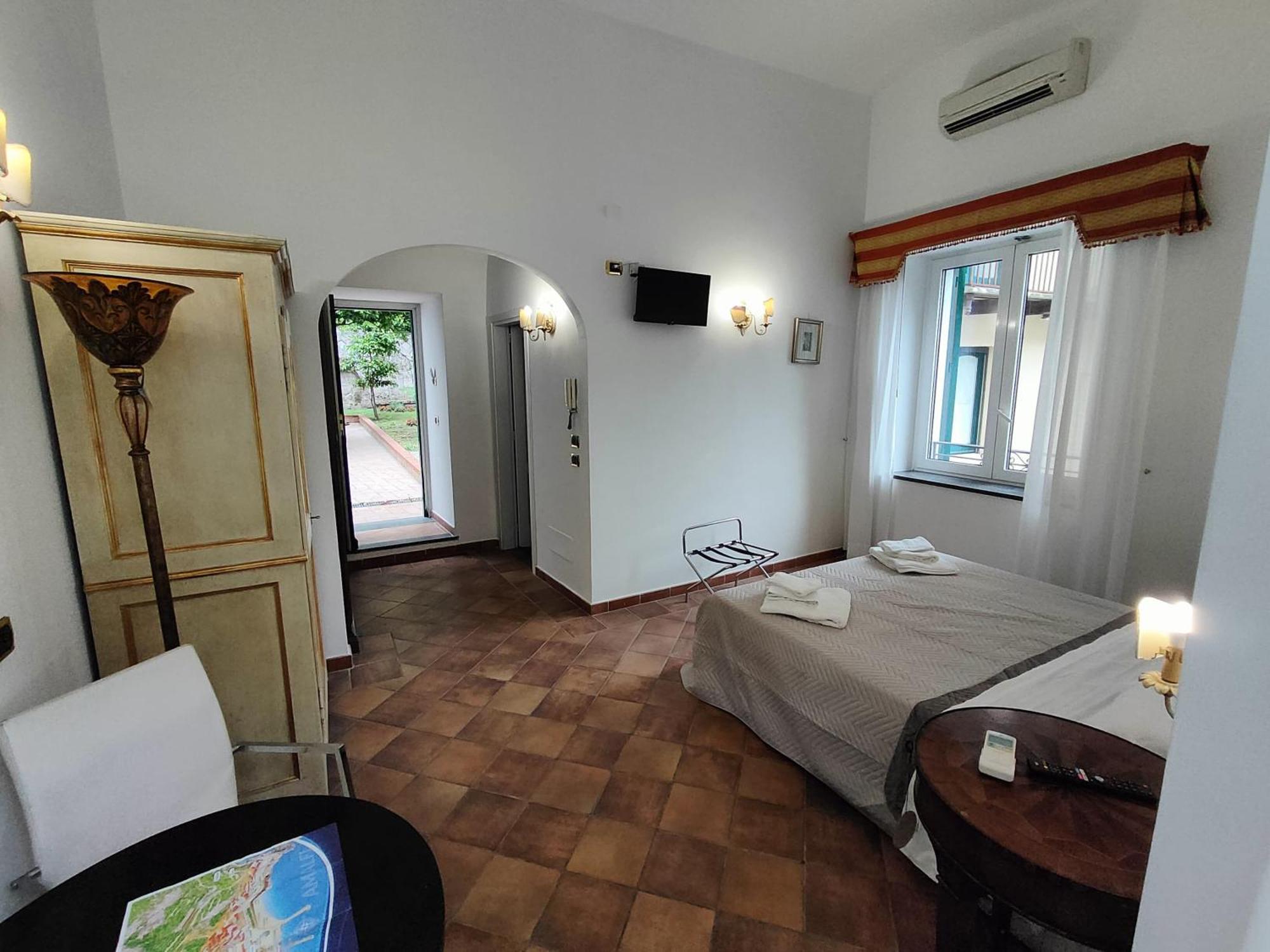 Androsa Apartments Amalfi Buitenkant foto
